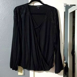 Torrid black top